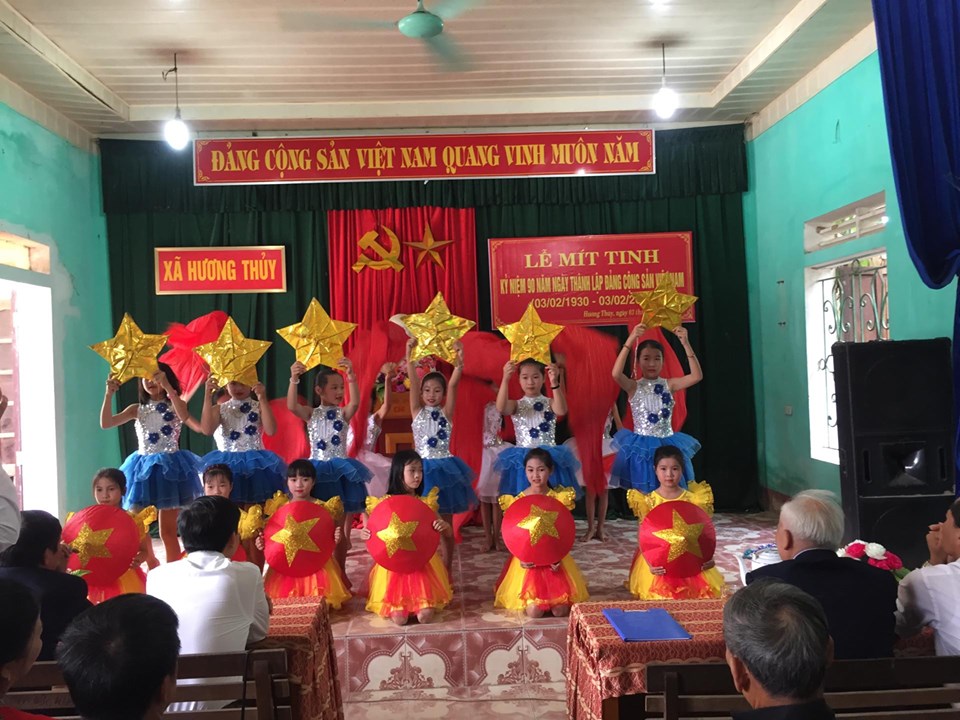Chiều ngày 3/2/2020, Đảng ủy xã Hương Thủy tổ chức lễ Mít tinh kỷ niệm 90 năm Ngày thành lập Đảng Cộng sản Việt Nam