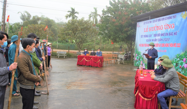 Hương Thủy tổ chức Lễ ra quân hưởng ứng Tết trồng cây, phát động tháng cao điểm xây dựng NTM